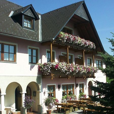 Hotel Arkadenhof Loipersdorf bei Fuerstenfeld Bagian luar foto