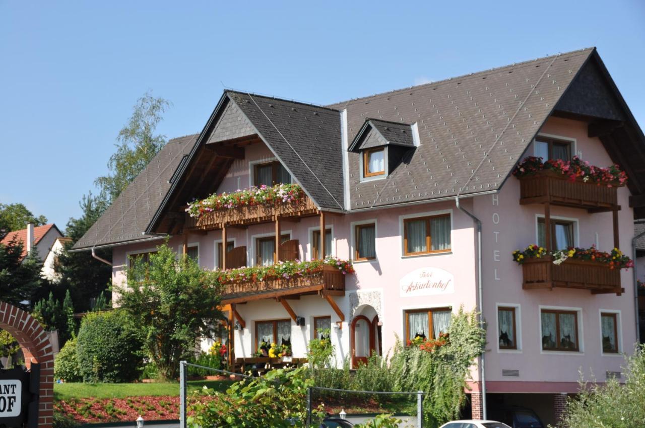 Hotel Arkadenhof Loipersdorf bei Fuerstenfeld Bagian luar foto